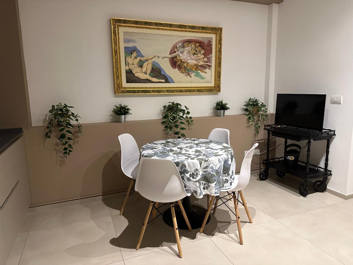Apartments Ennio Top Class Bari Exterior photo
